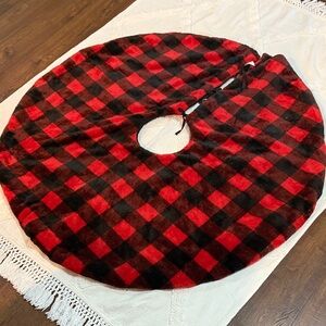 Red and Black Plaid Tree Skirt